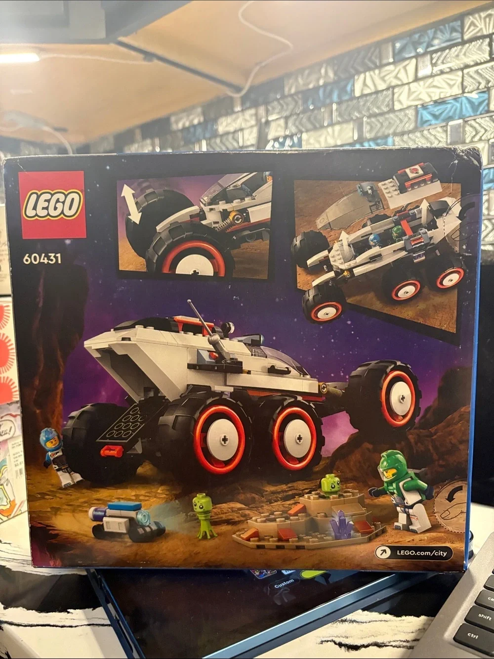 Lego build space
